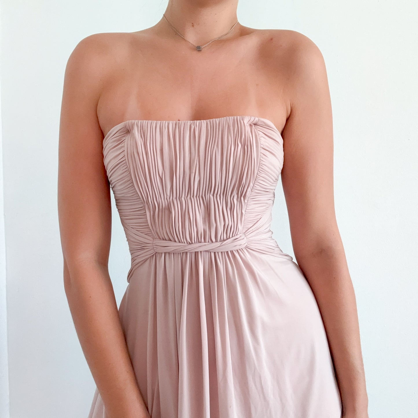 Y2K BCBGMaxAzria Beige Cocktail Dress / SZ 4