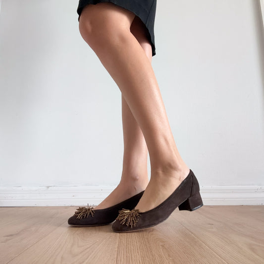 Italian Brown Suede Beaded Ballet Pumps / SZ 8