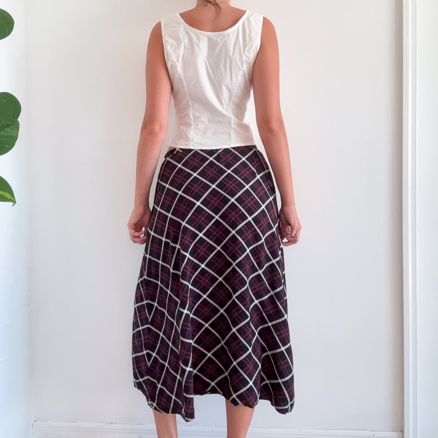 90's Navy & Red Plaid Maxi Skirt / SZ M/L