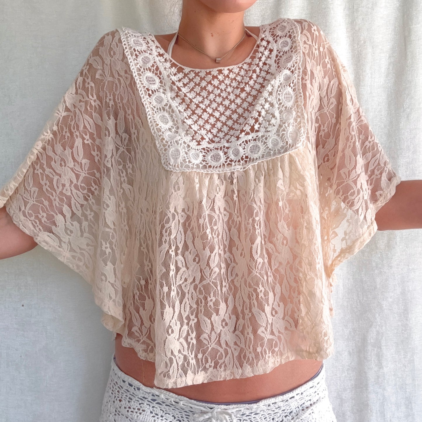 Y2K Cream Lace Crochet Poncho Top / SZ M-L