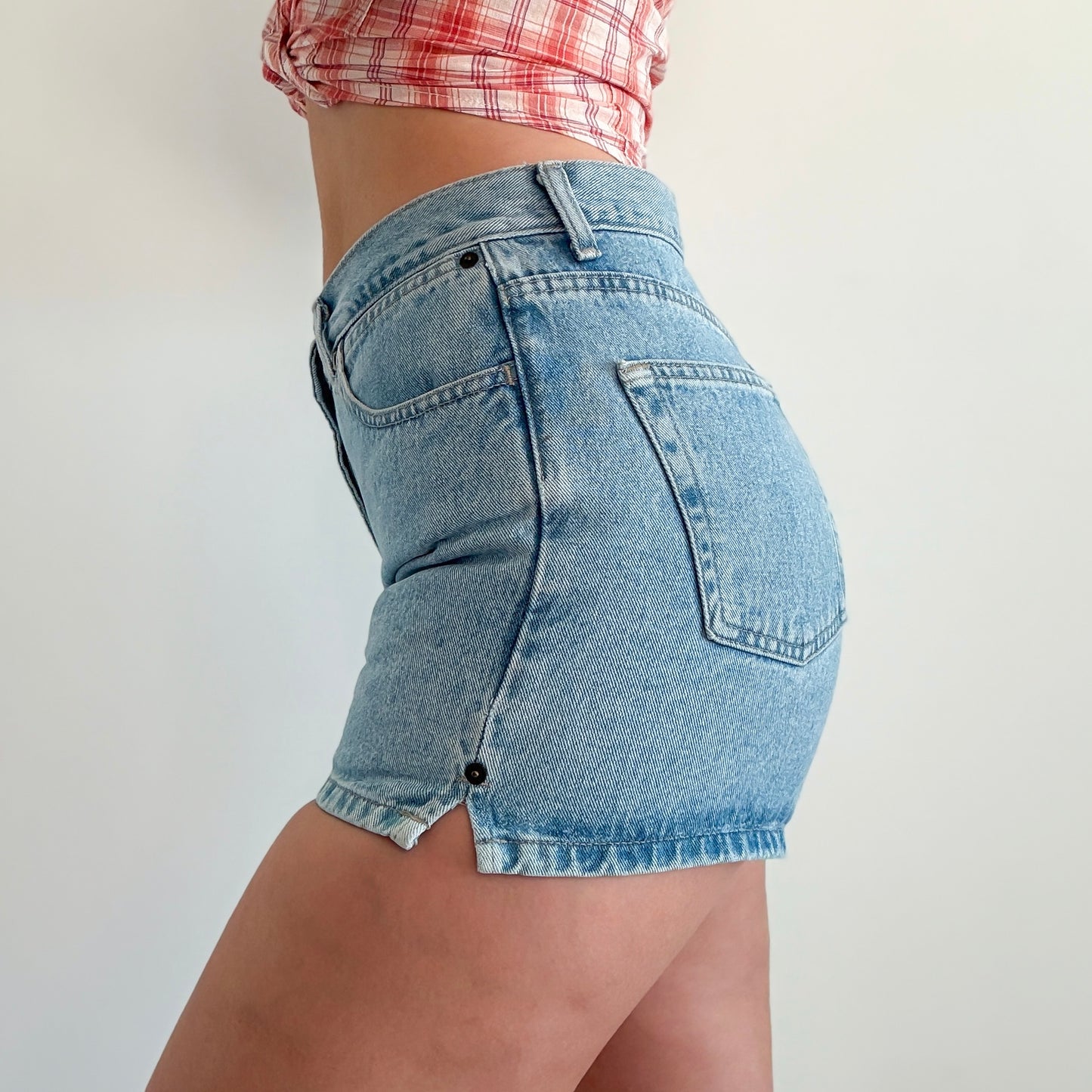 90's Gap High Waist Denim Shorts / SZ 6/8