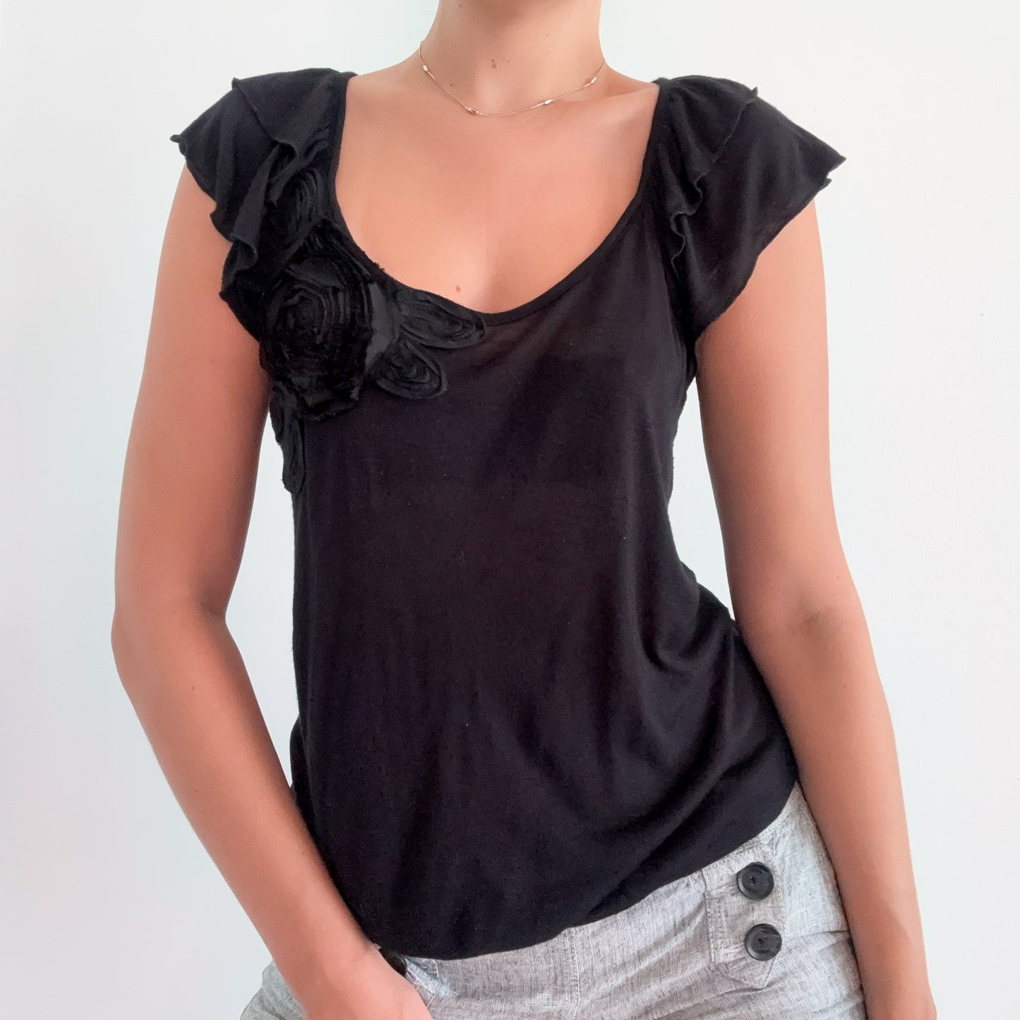 Y2K Black Rosette Slouchy Top / SZ S/M