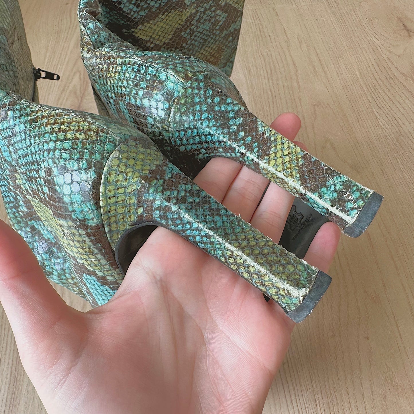 Y2K Italian Turquoise Snakeskin Heeled Boots / SZ 37