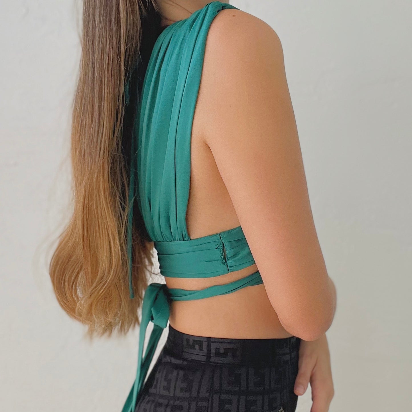Chè by Chelsey Emerald Top / SZ XS