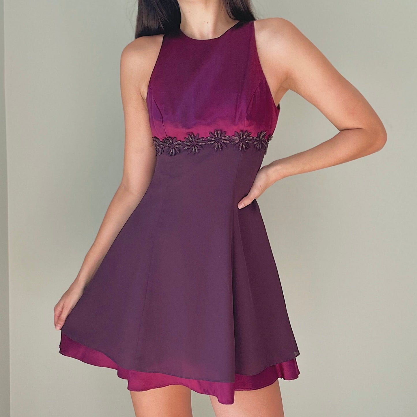 90's Plum Satin Daisy Dress / SZ 4/6