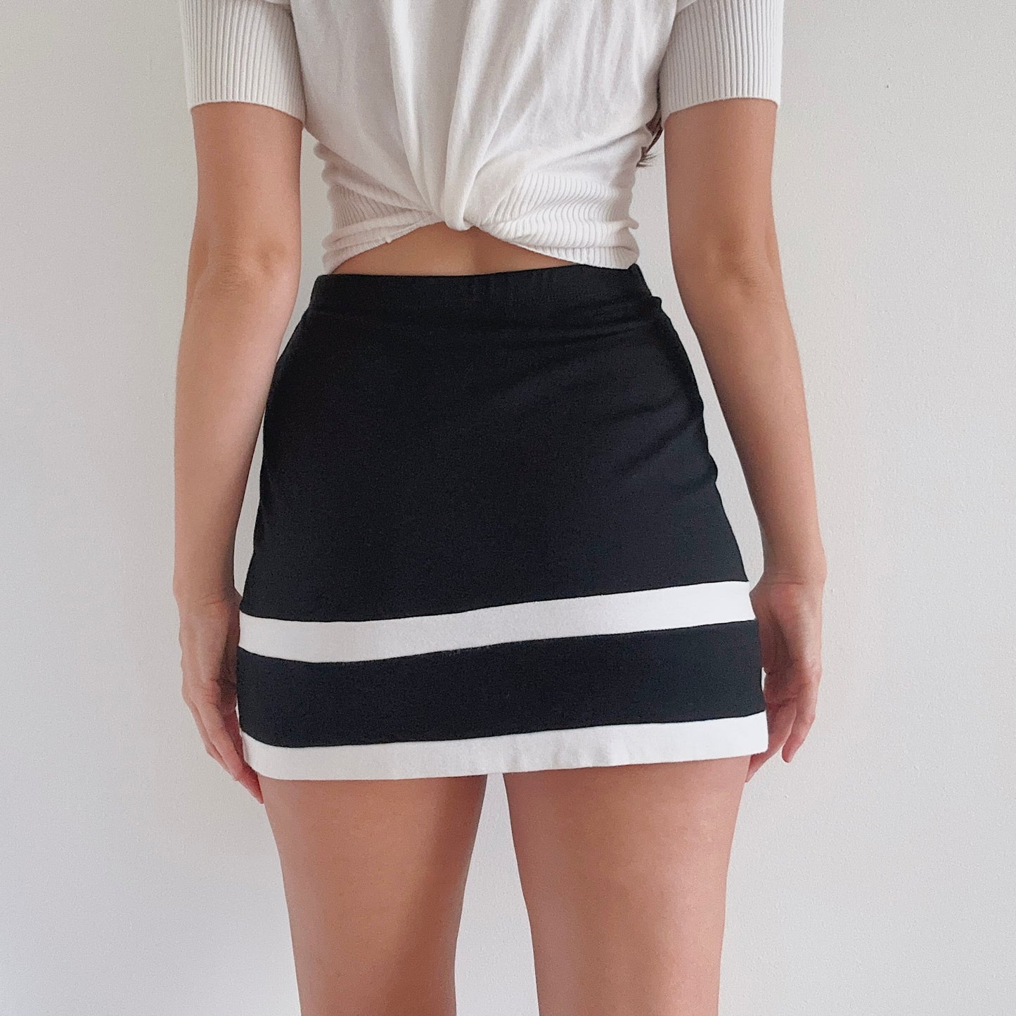 Y2K Black Contrast Mini Skirt / SZ S