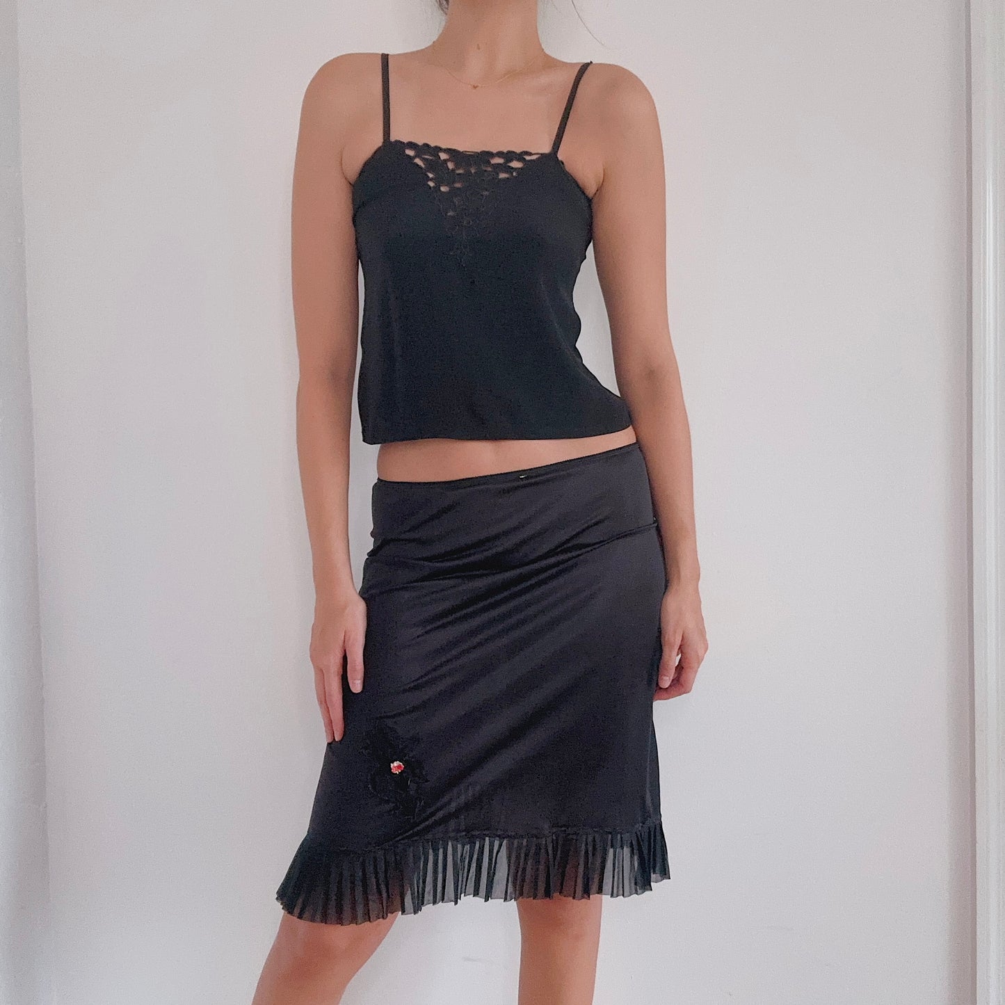 80's Black Embroidered Pleated Slip Skirt / SZ XS-S