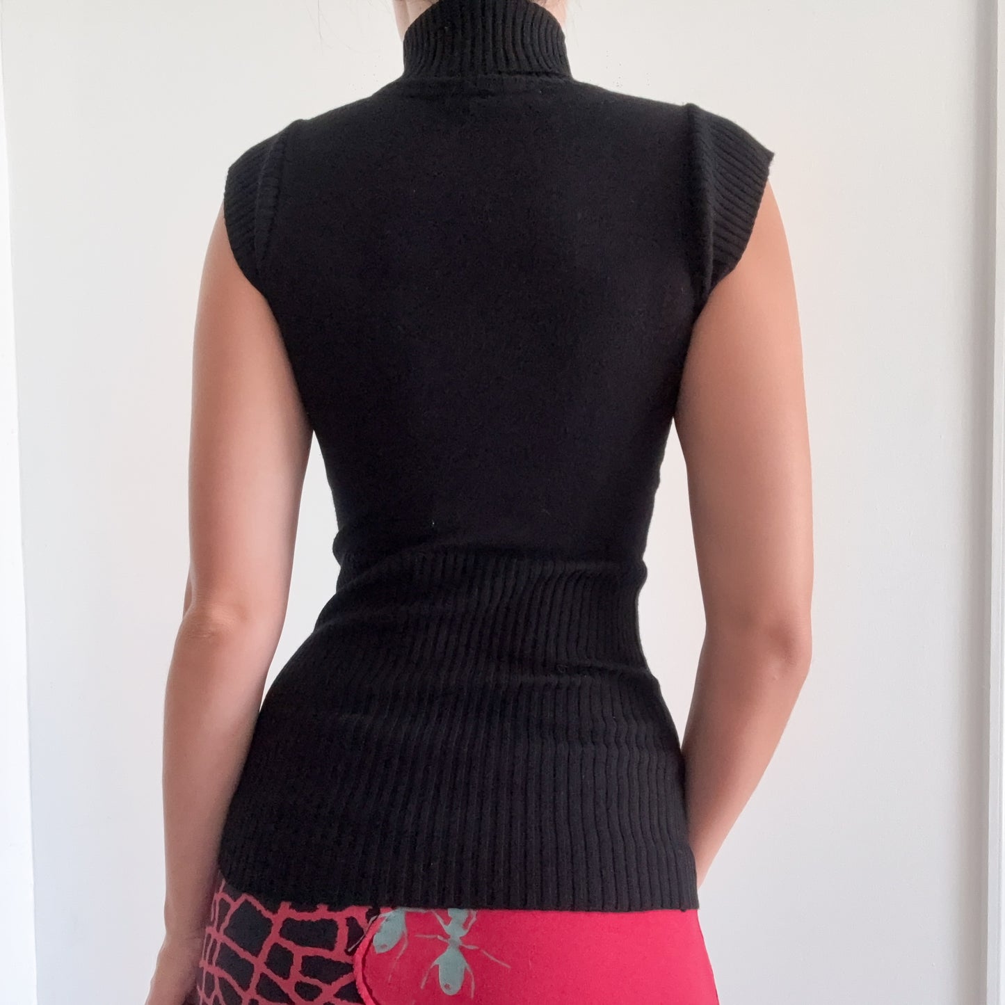 Y2K Black Cap Sleeve Knit Turtleneck / SZ S
