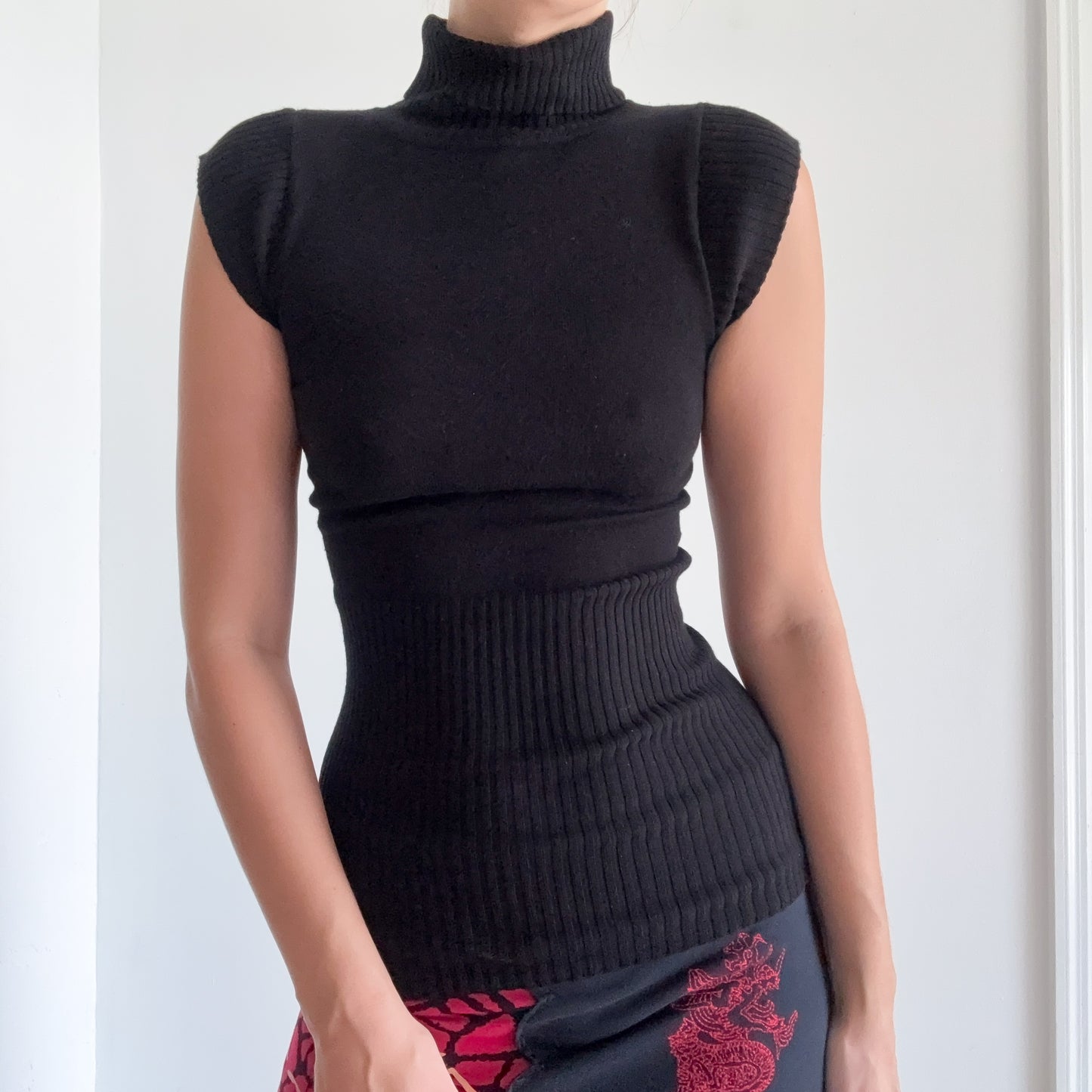 Y2K Black Cap Sleeve Knit Turtleneck / SZ S