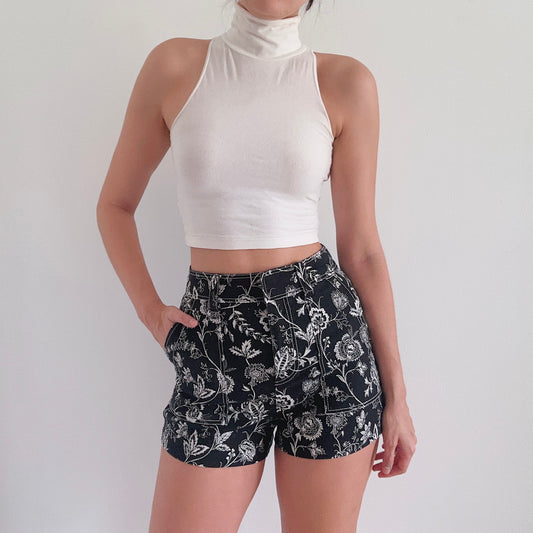 Derek Lam B&W Etoile Print Shorts / SZ 4