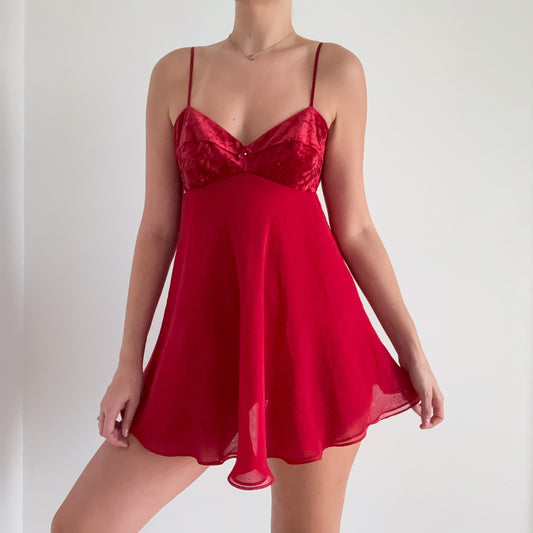 Y2K VS Crimson Red Velvet Nighty / SZ M