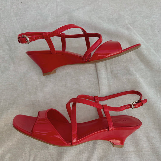 Y2K Red Patent Leather Wedge Sandals / SZ 7.5