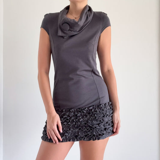 Y2K Grey Ruffle Shift Dress / SZ S