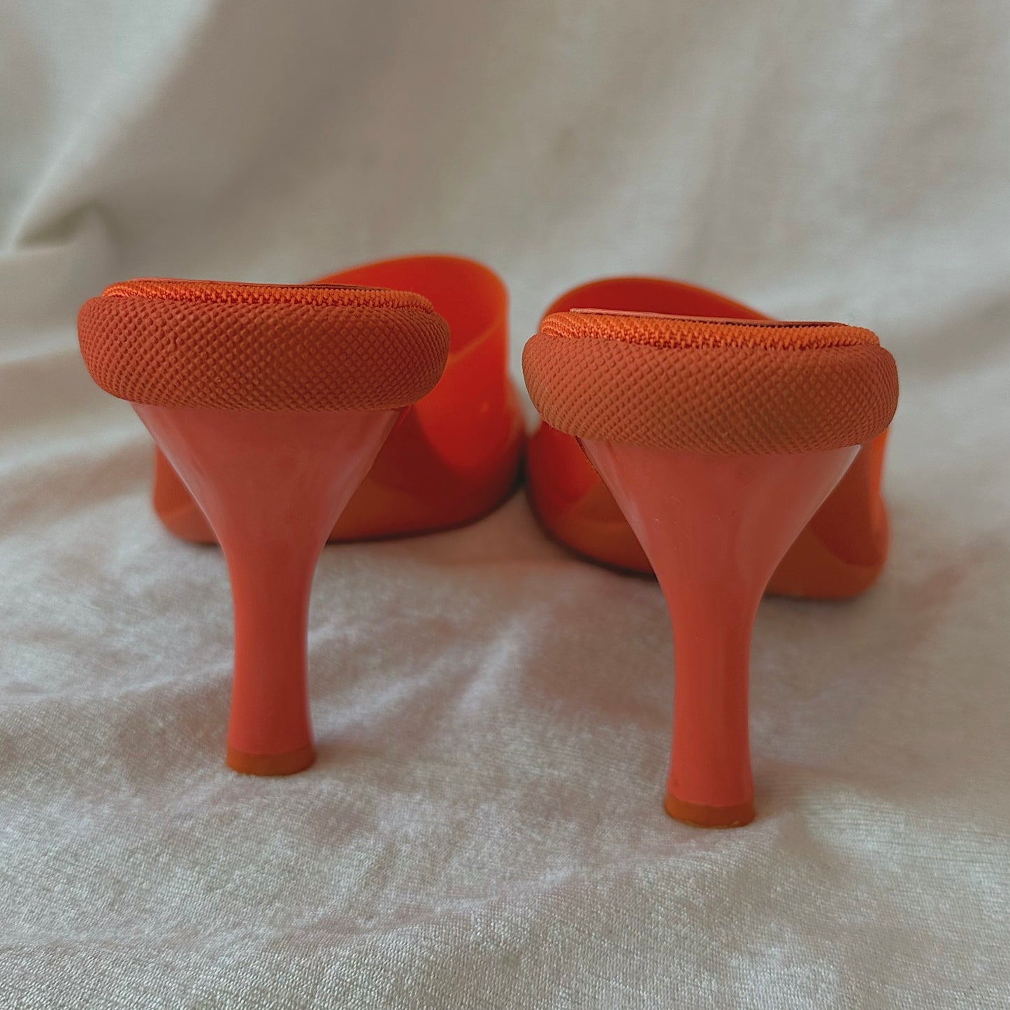 Y2K Esprit Orange Rubber Heels / SZ 7.5