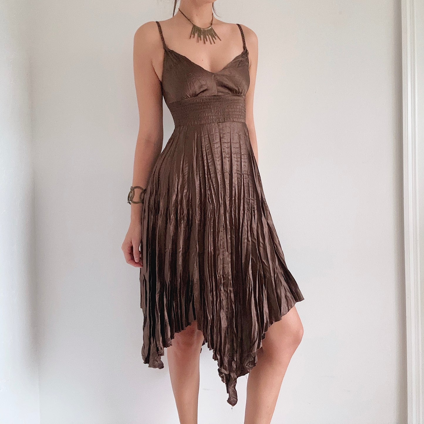 Y2K Brown Crinkle Pleat Midi Dress / SZ XS/S