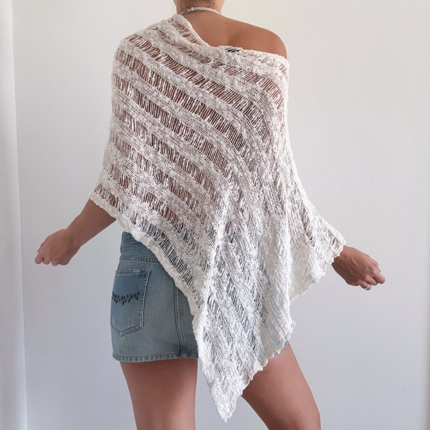 Y2K Ivory Knitted Poncho / One Size