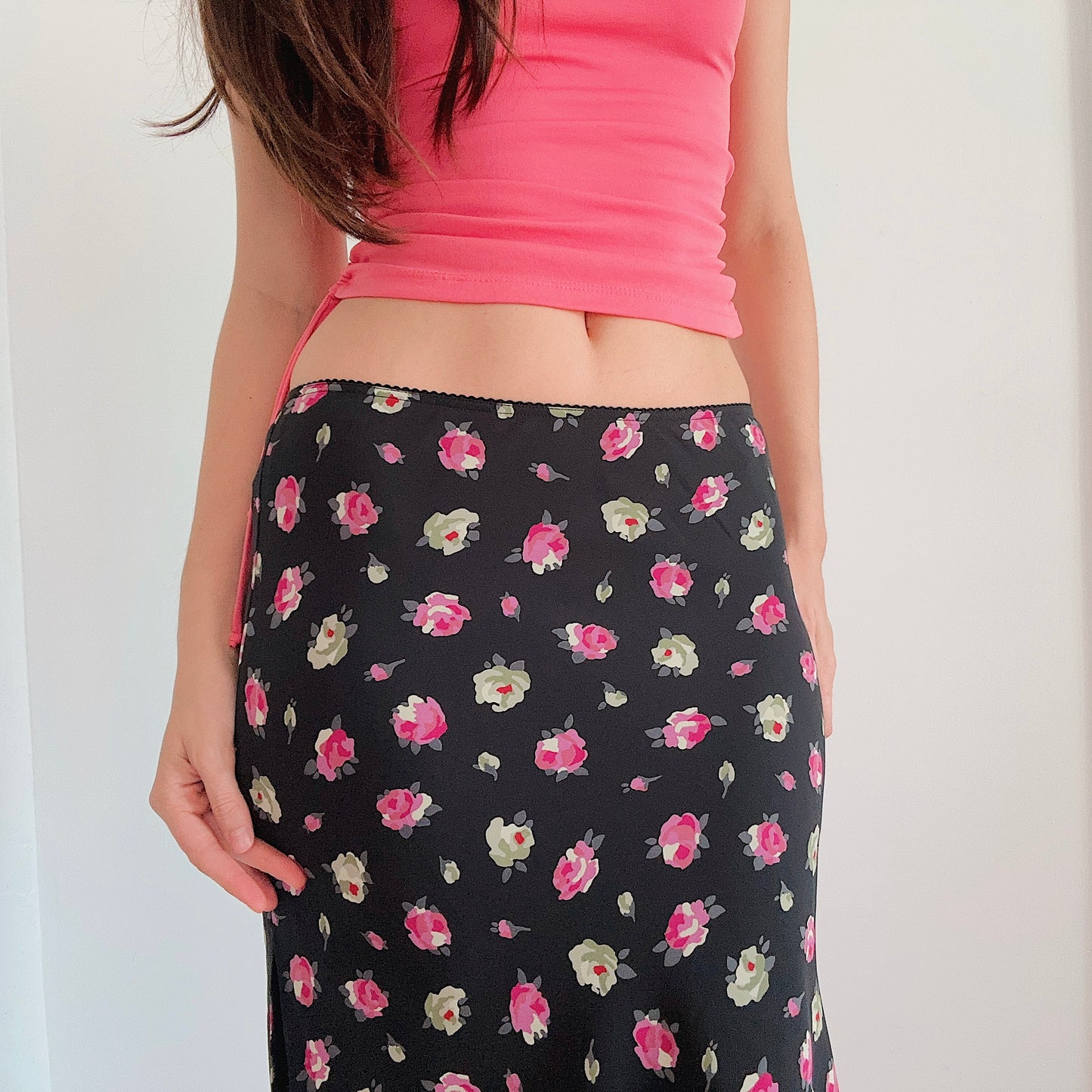 Y2K Black & Pink Floral Midi Skirt / SZ S