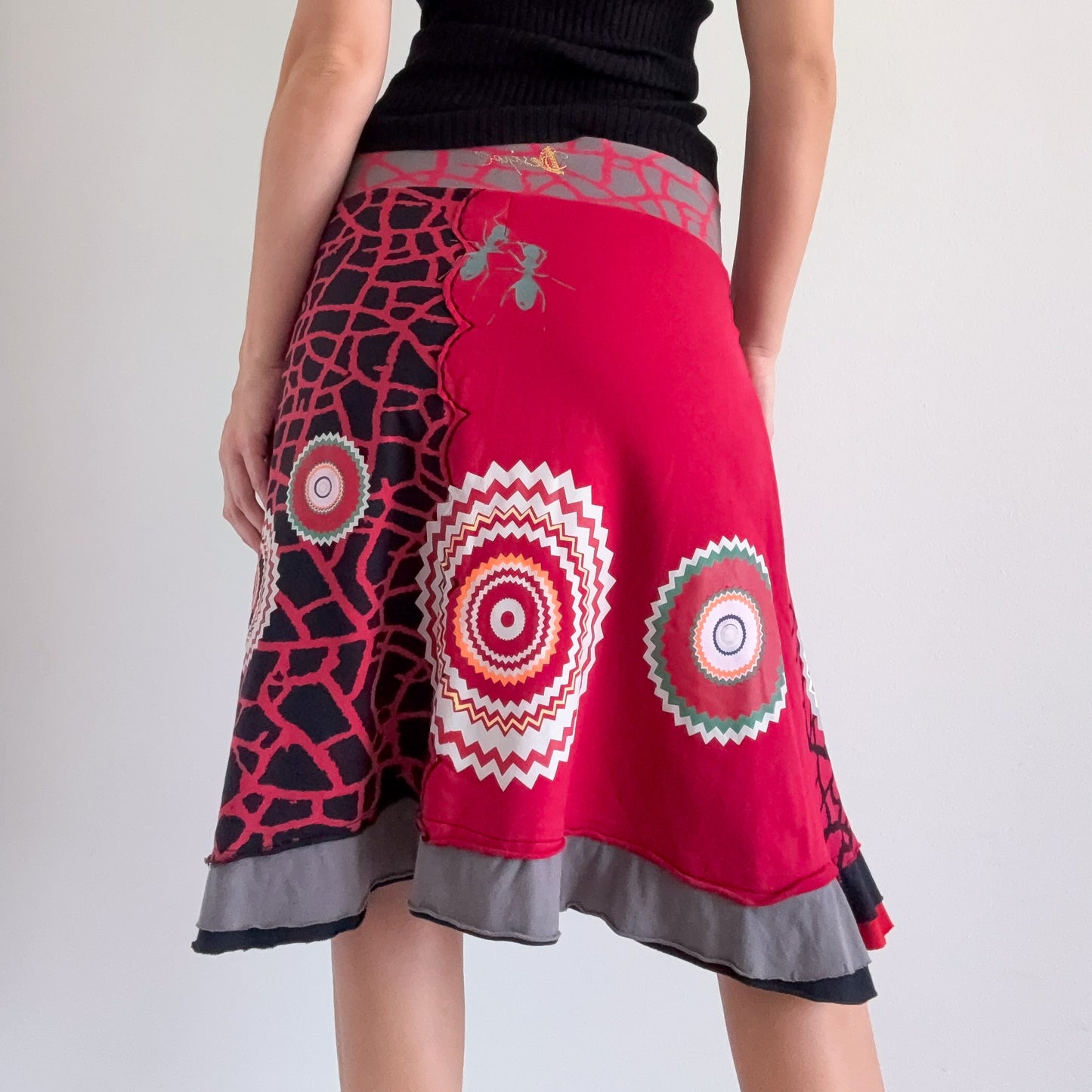 Y2K Desigual Red & Black Ant Midi Skirt / SZ S-M