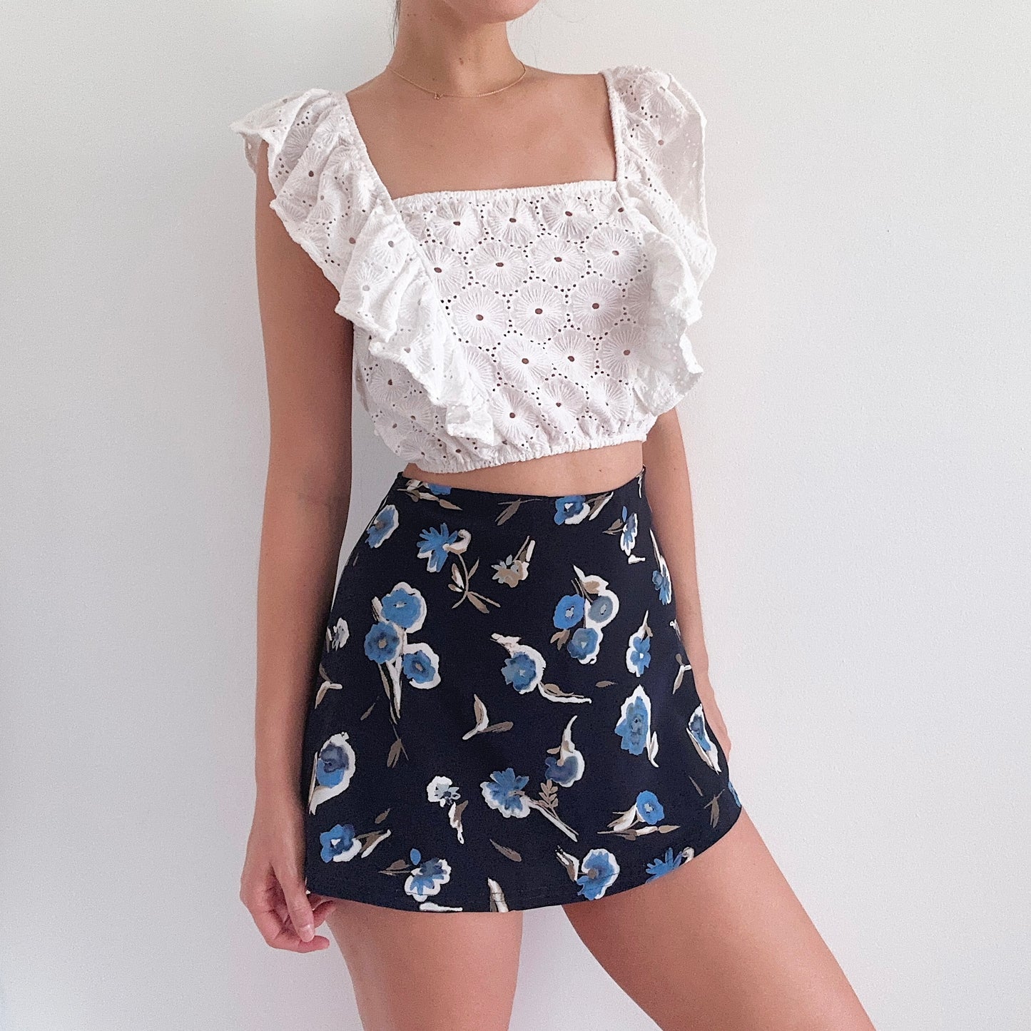 90's Black & Blue Floral Mini Skirt / SZ XS/S