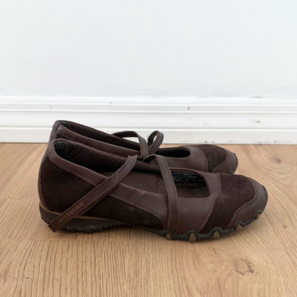 Y2K Sketchers Brown Sporty Ballet Flats / SZ 8
