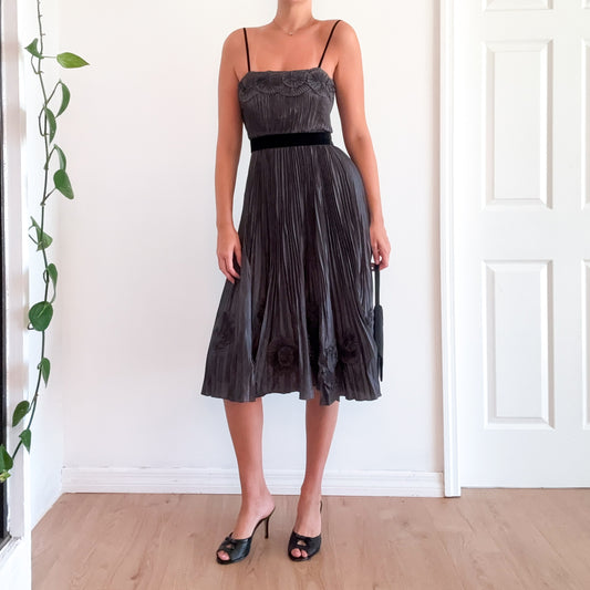 Y2K Grey Pleated Rosette Midi Dress / SZ S/M