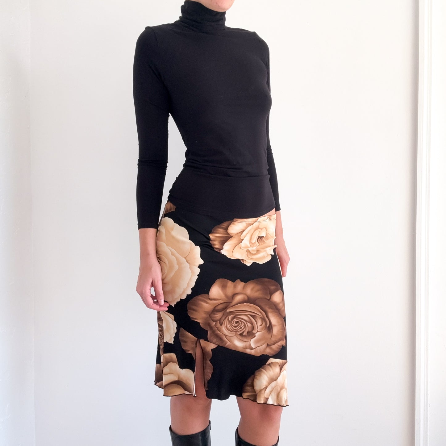 90's Black & Brown Rose Midi Skirt / SZ M