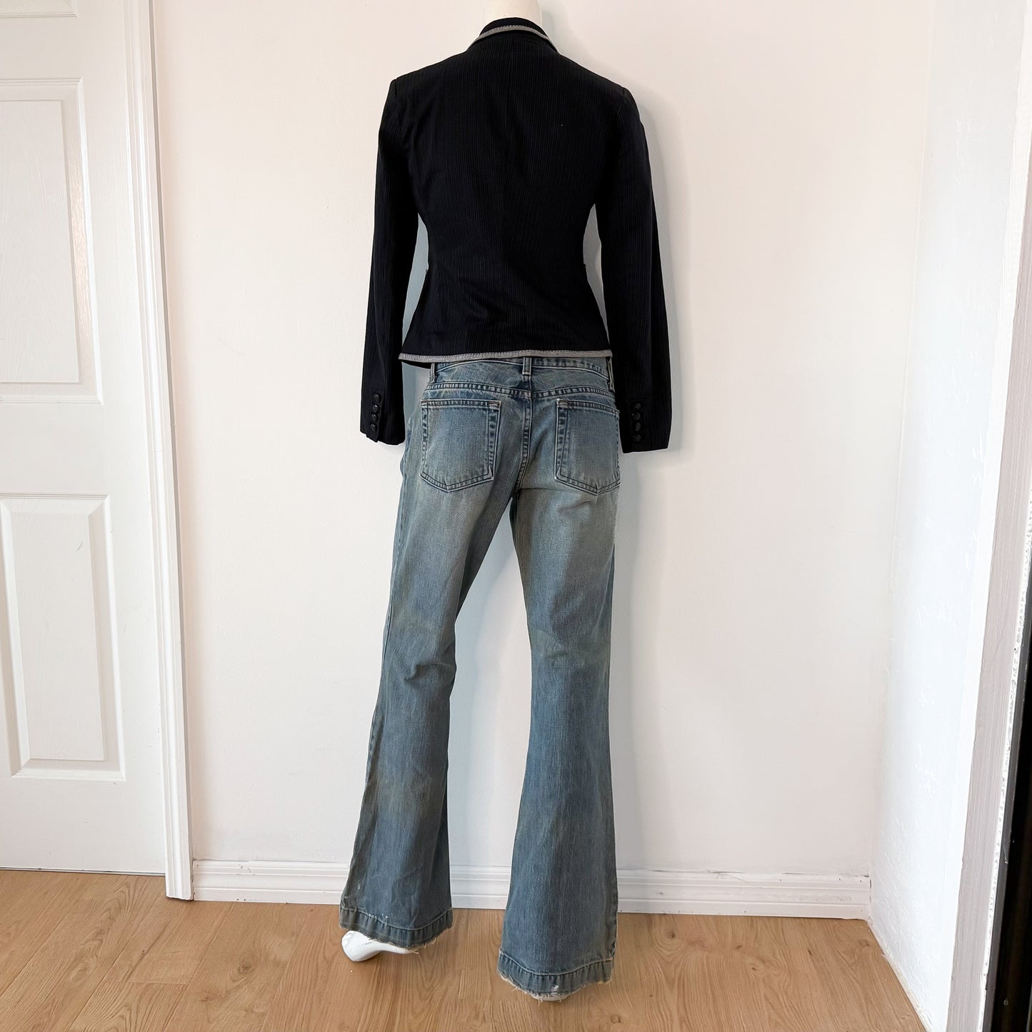 Y2K Gap Medium Wash Denim Jeans / SZ 8