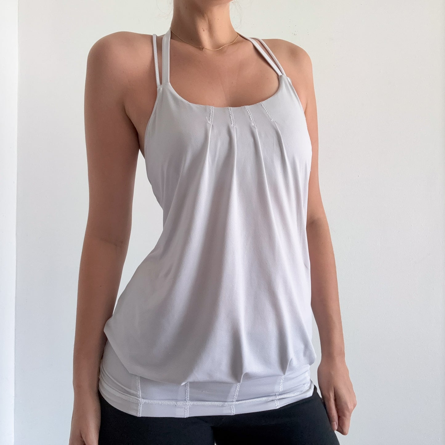 LuluLemon Light Grey Bubble Tank / SZ S