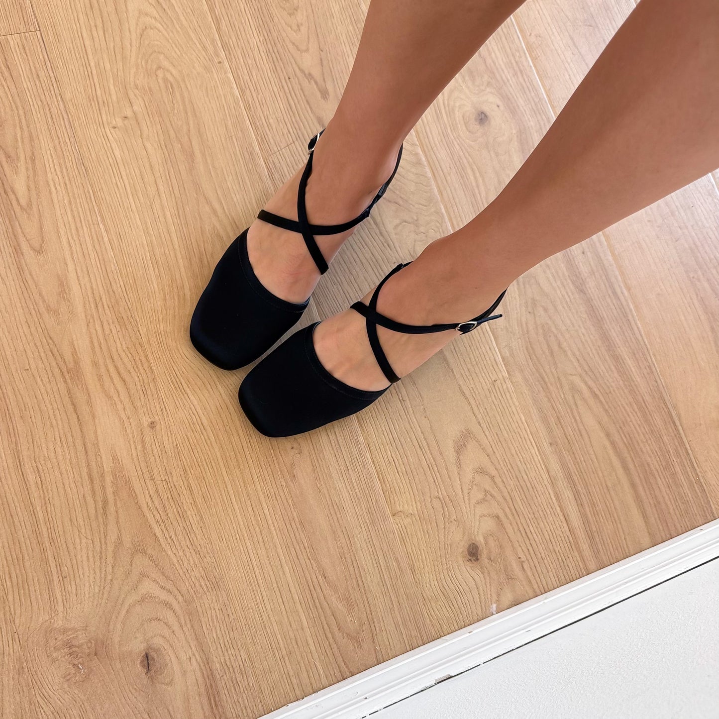 Y2K Black Satin Mary Jane Pumps / SZ 8