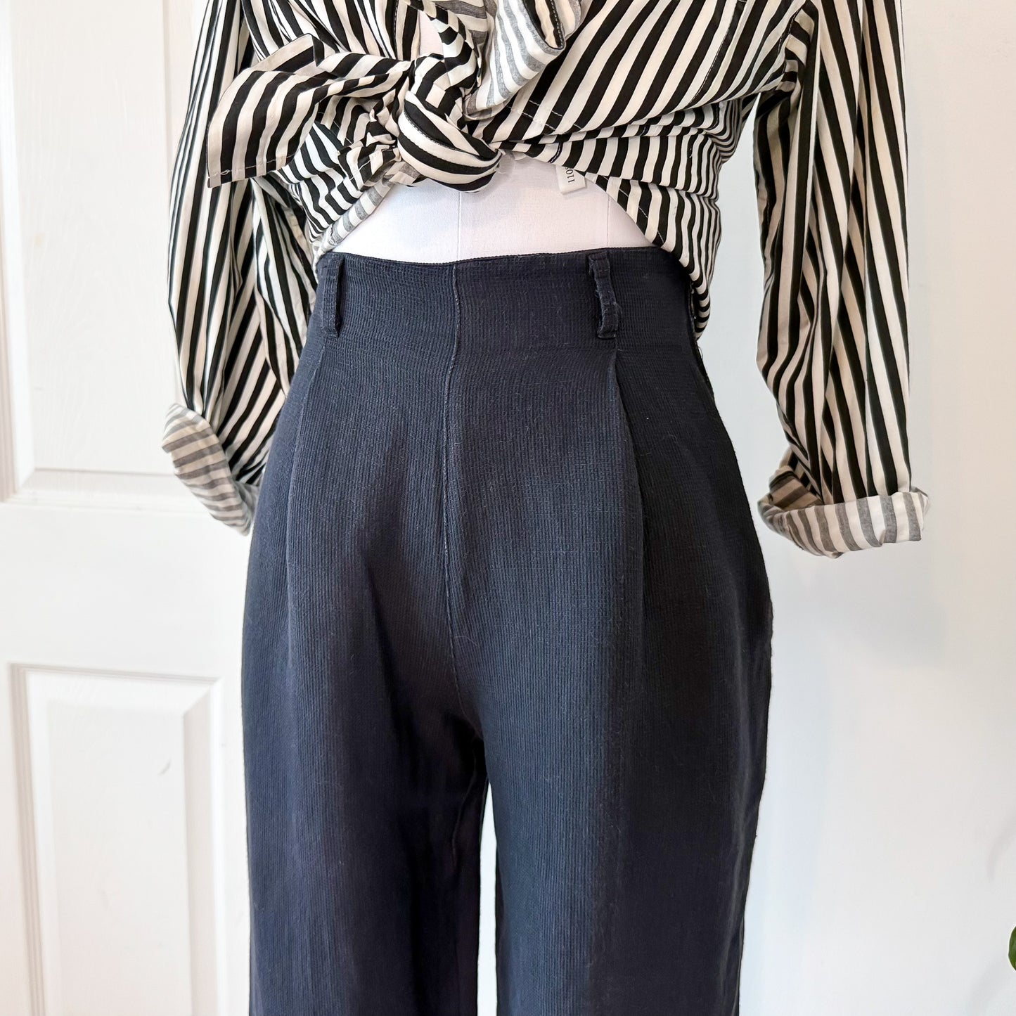 90's Benetton Dark Grey Pedal Pushers / SZ 0/2