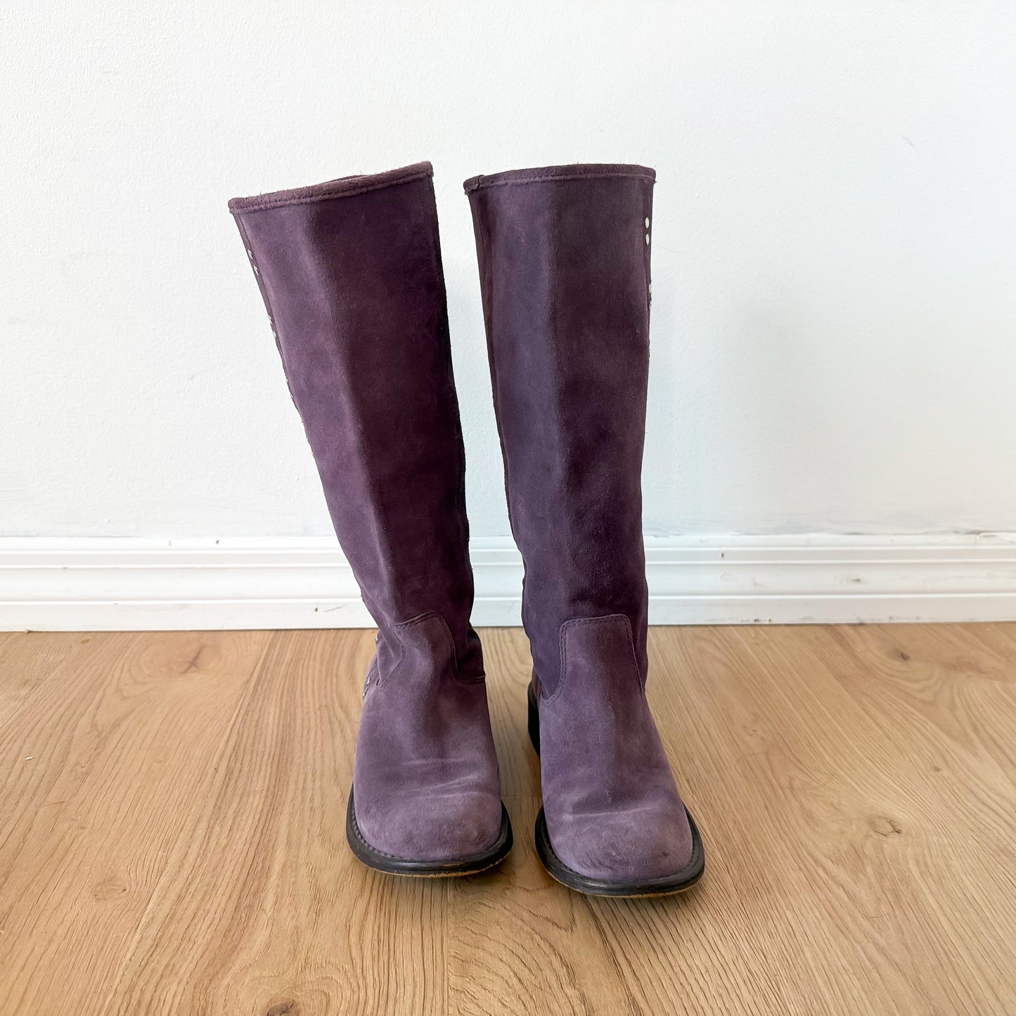 Y2K Purple Suede Studded Boots / SZ 6.5