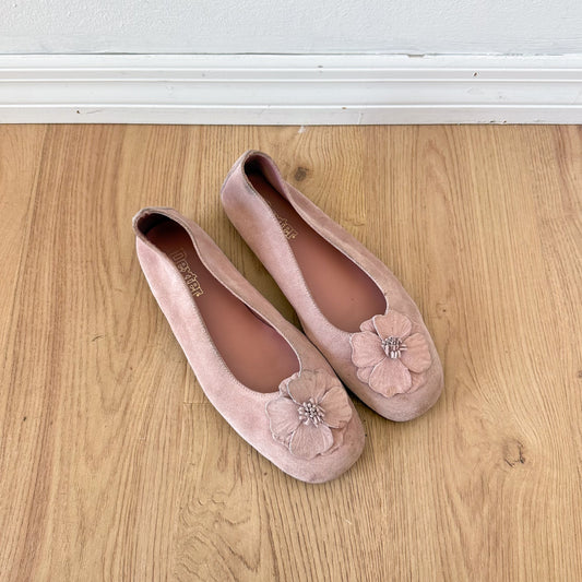 Y2K Light Pink Suede Flower Ballet Flats / SZ 8.5
