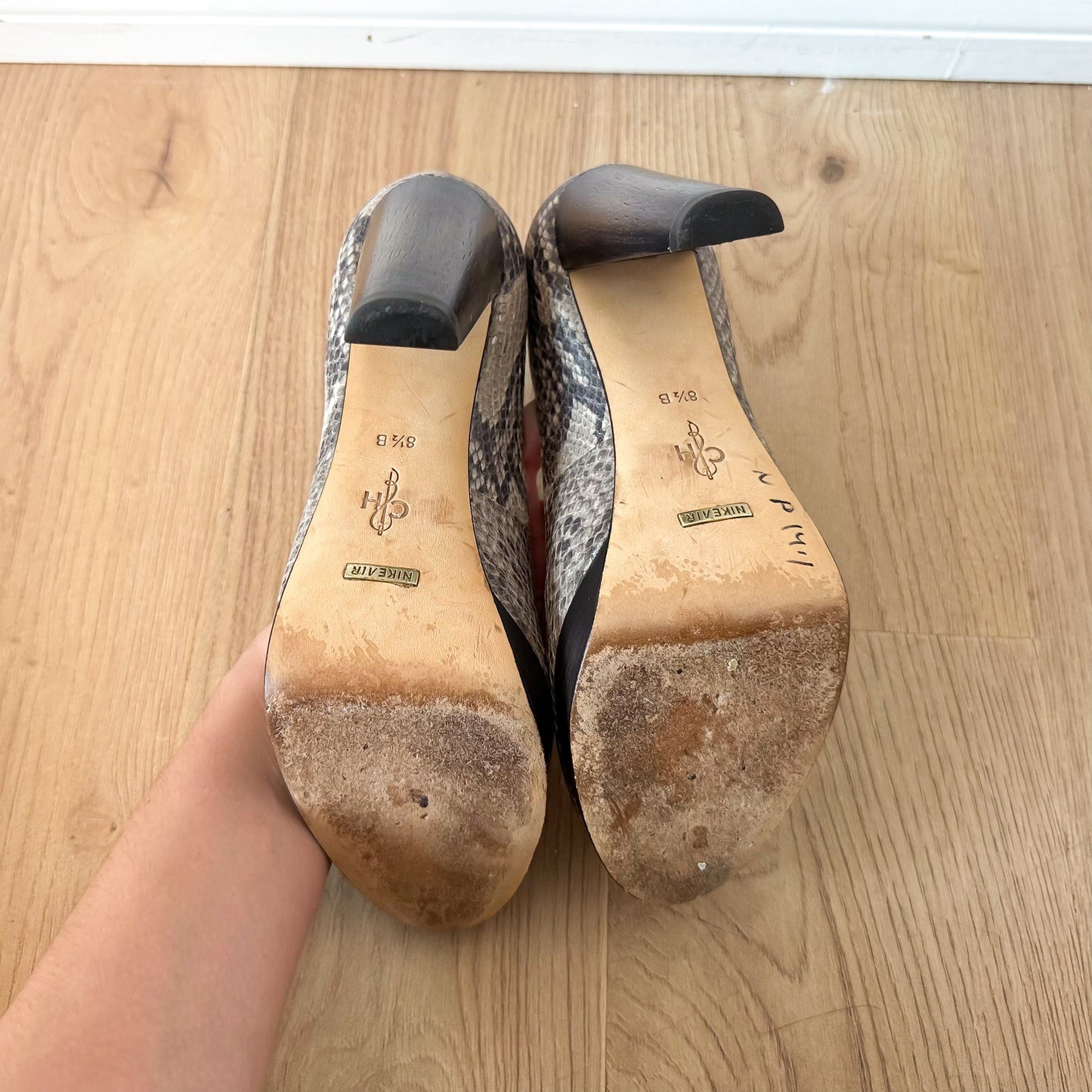 Y2K Cole Haan Snakeskin Mary Jane Pumps / SZ 8.5