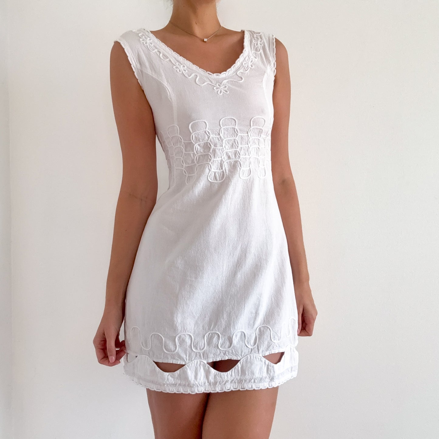 White Cotton Squiggle Cutout Mini Dress / SZ XS/S