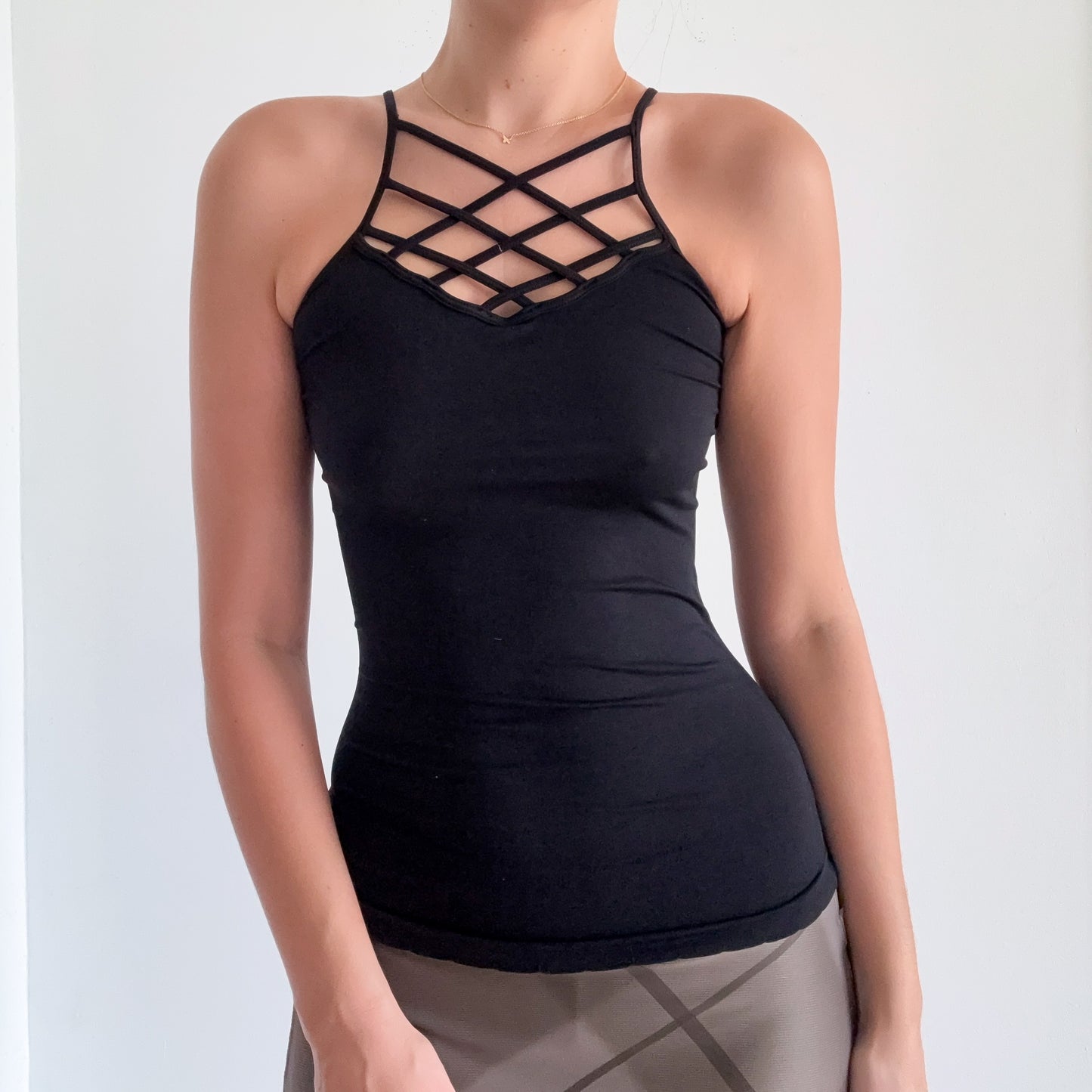 Y2K Black Criss-Cross Stretch Tank / SZ XS-M