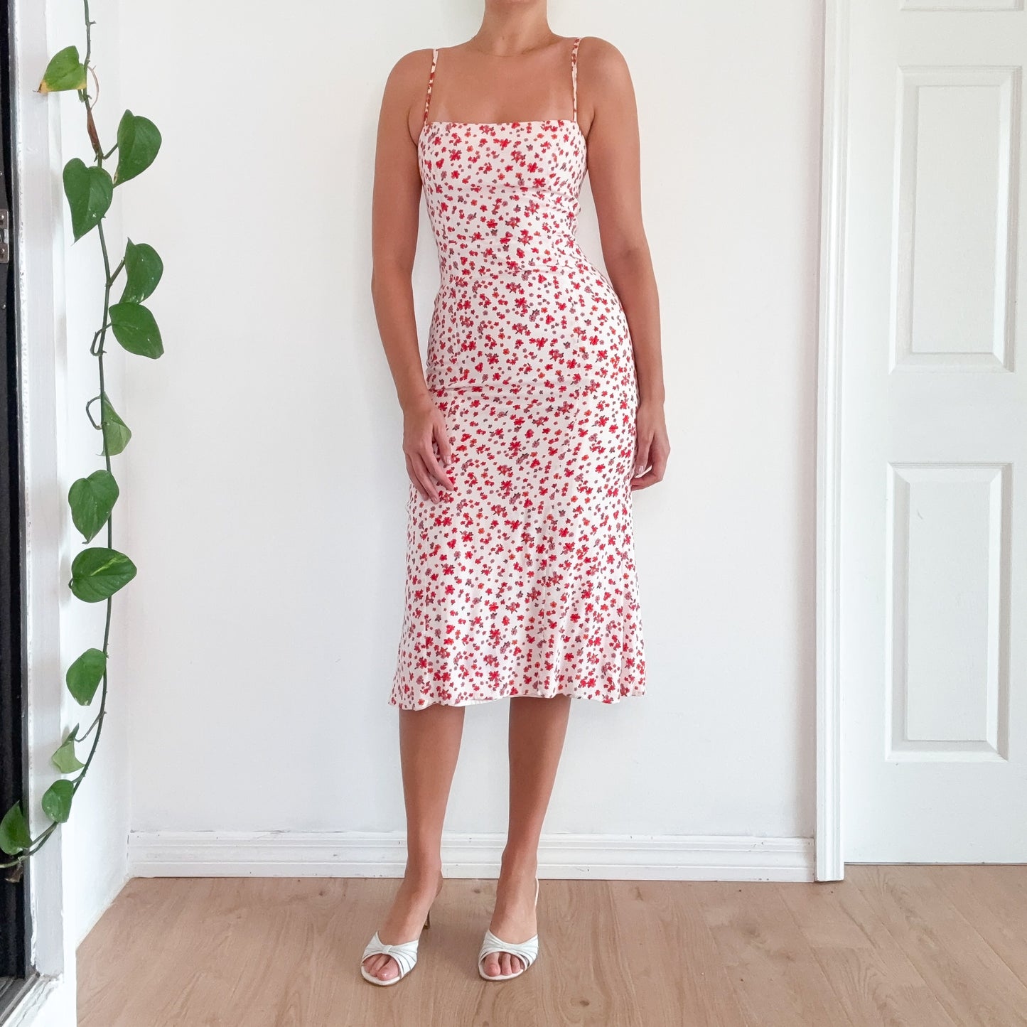Kookai White & Red Floral Midi Dress / SZ 2