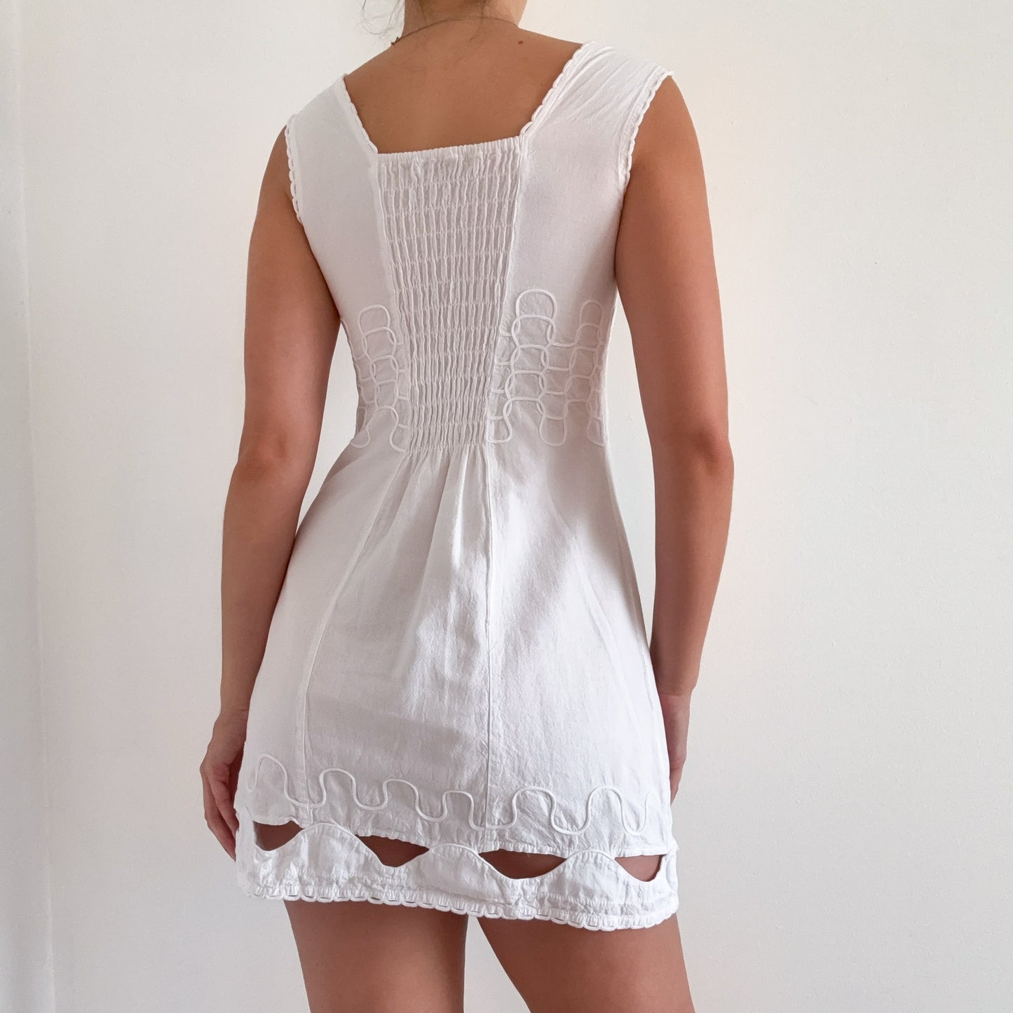 White Cotton Squiggle Cutout Mini Dress / SZ XS/S