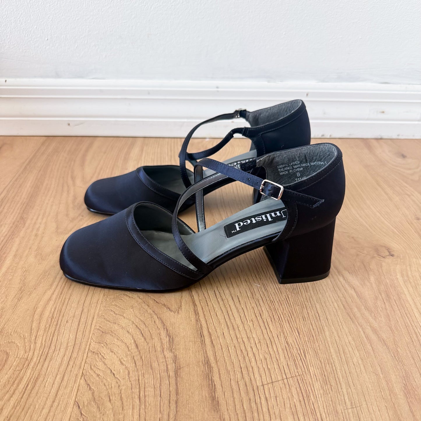 Y2K Black Satin Mary Jane Pumps / SZ 8