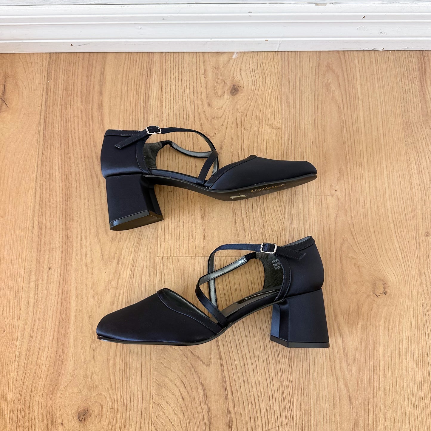 Y2K Black Satin Mary Jane Pumps / SZ 8