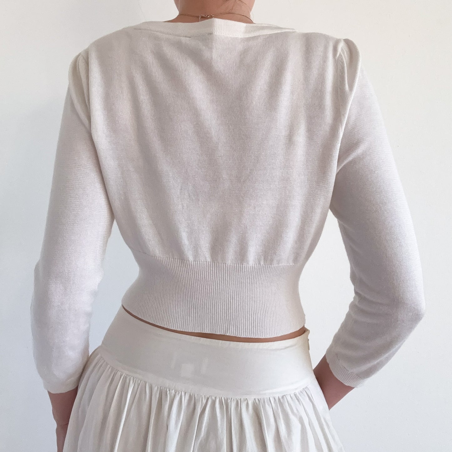 Y2K Ivory Knit Cropped Cardigan / SZ M