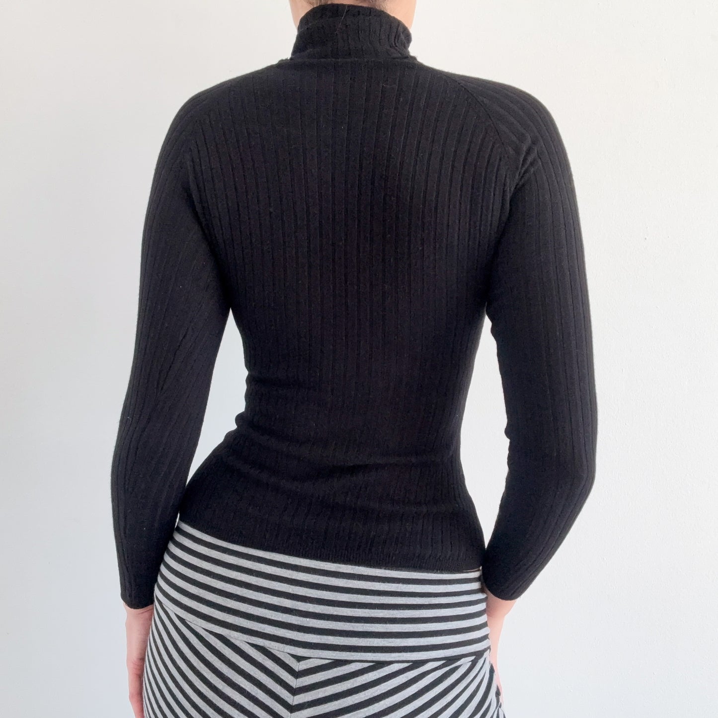 Y2K Black Knit Turtleneck / SZ XS-S