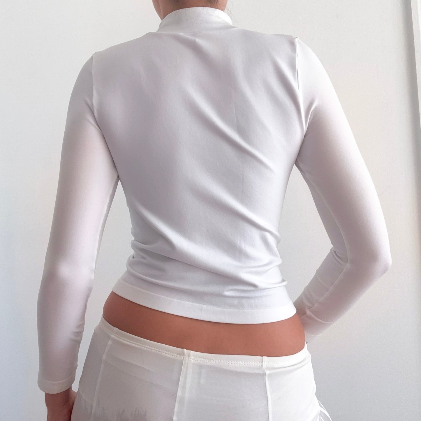 Contemporary White Stretch Mock Neck / One Size