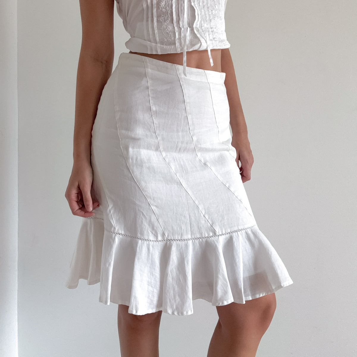 Y2K White Ramie Ruffle Midi Skirt / SZ 6