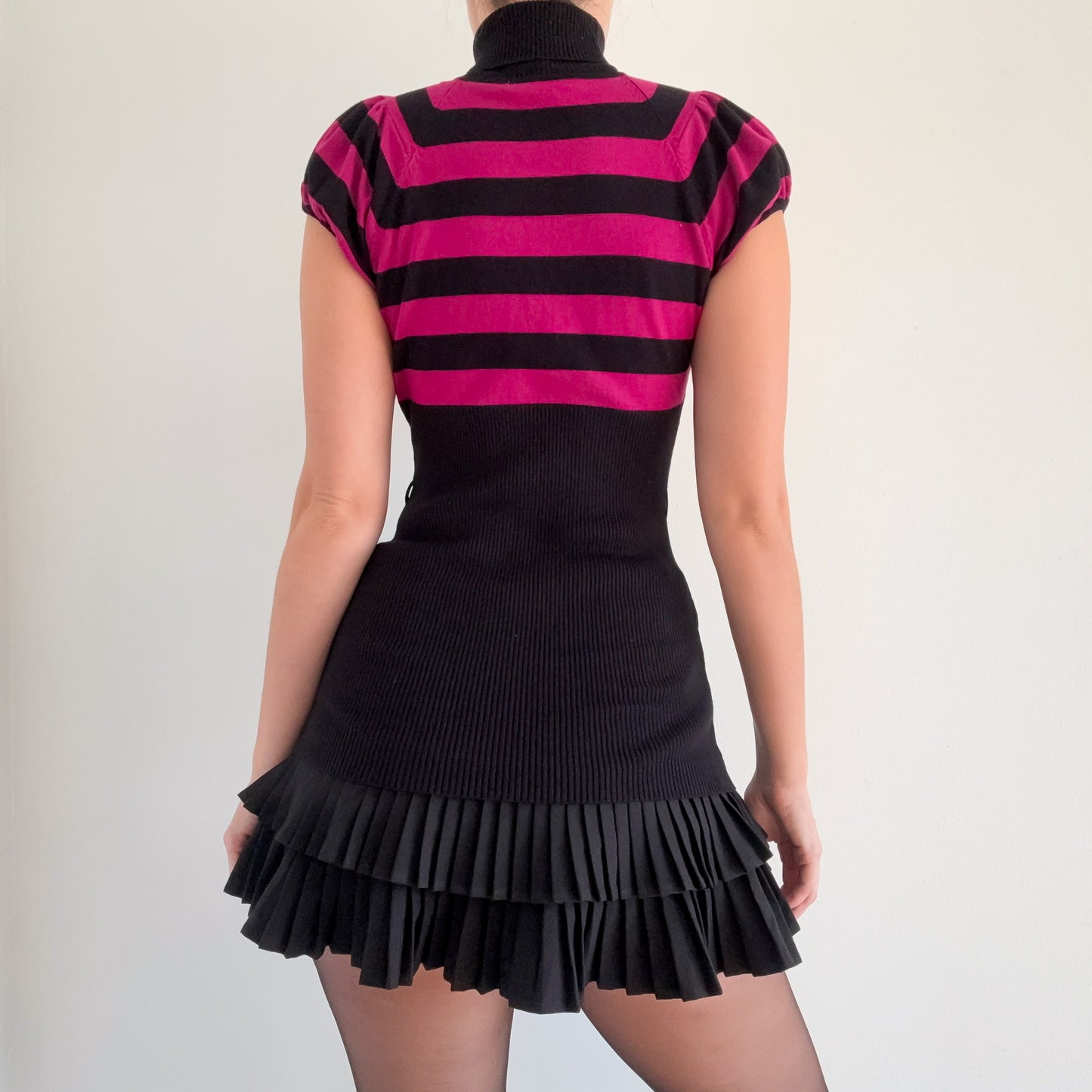 Y2K Magenta & Black Striped Knit Top / SZ S-M