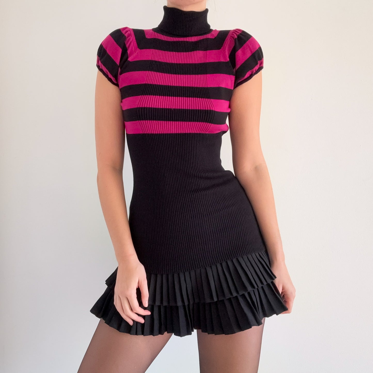 Y2K Magenta & Black Striped Knit Top / SZ S-M
