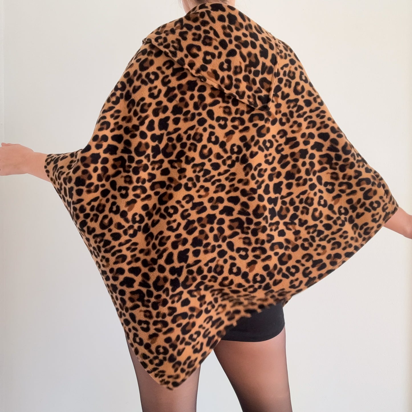 Y2K Leopard Fleece Poncho / One Size