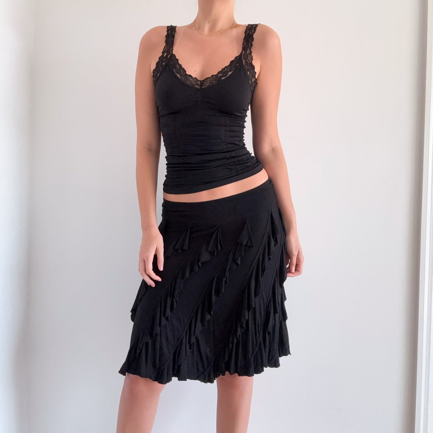 Y2K Black Modal Ruffle Midi Skirt / SZ S-M