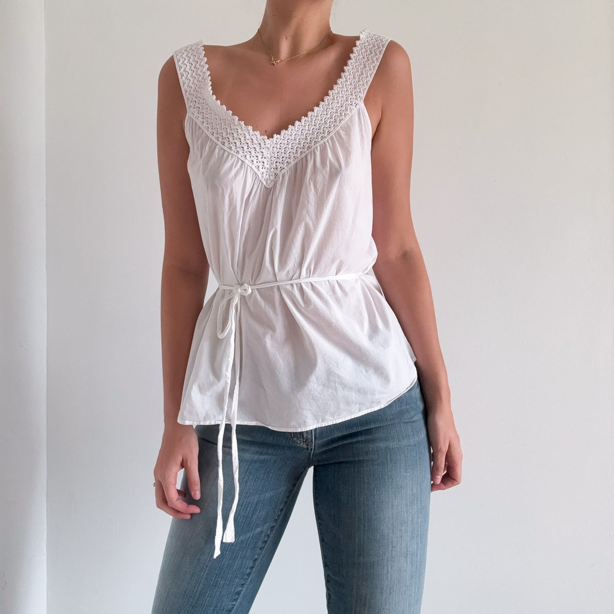 Y2K White Cotton Tie Top / SZ M/L