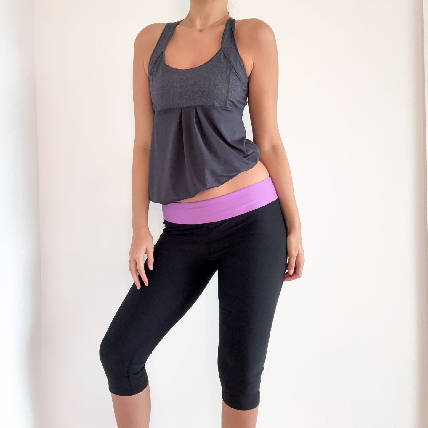 Y2K Black & Purple Capri Leggings / SZ L