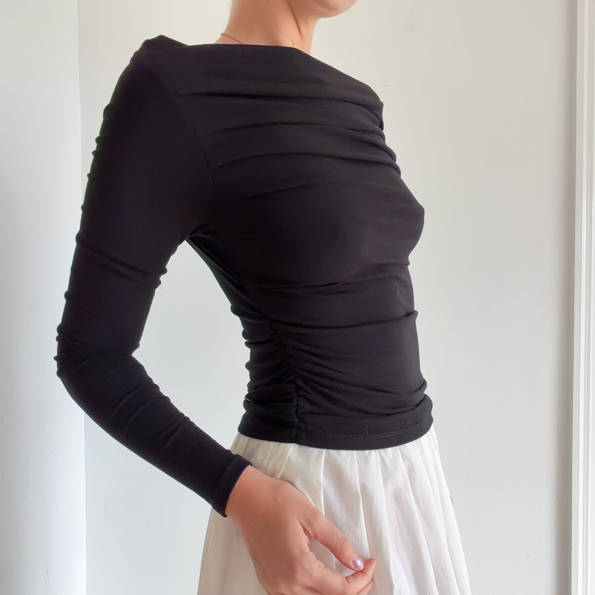 Black Ruched High Neck Long Sleeve / SZ S/M